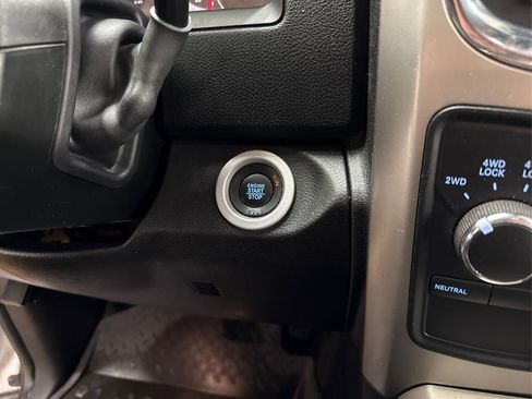 Used 2018 RAM 2500 Laramie w/ Convenience Group image 31