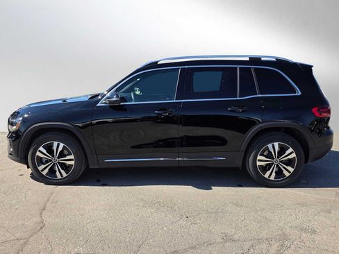 Used 2026 Mercedes-Benz GLB 250 4MATIC image 6