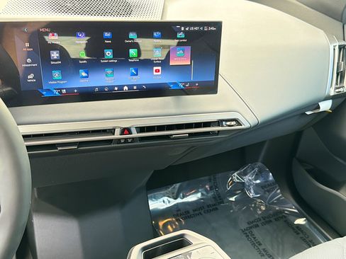 New 2026 BMW iX xDrive45 w/ M Sport Package image 30