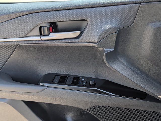 Used 2025 Toyota Camry SE FWD image 24