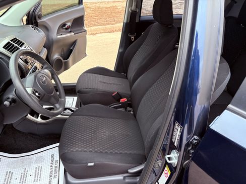 Used 2013 Scion xD image 28