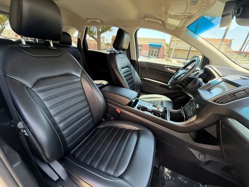 Used 2020 Ford Edge SEL w/ Convenience Package FWD image 23