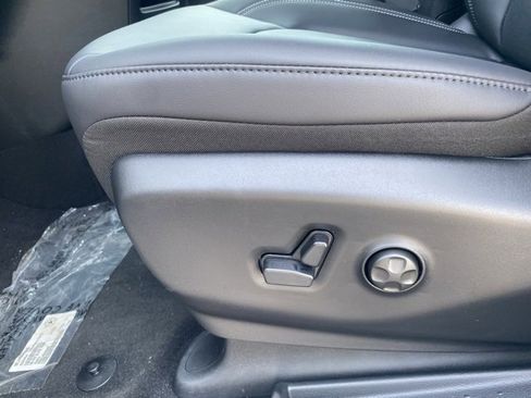 New 2026 Chrysler Voyager LX image 16