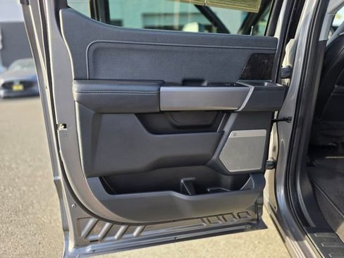 Used 2024 Ford F250 Lariat image 16