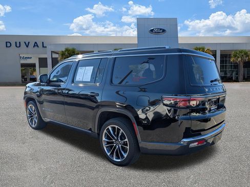 Used 2022 Jeep Wagoneer Series III w/ Premium Group I image 6