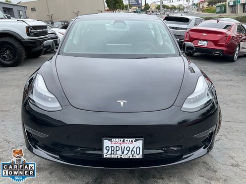 Used 2022 Tesla Model 3 Long Range AWD/4WD image 2