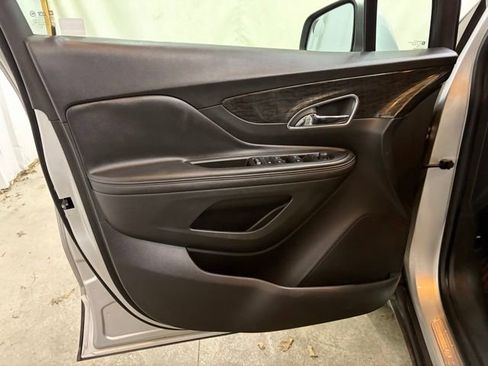 Used 2013 Buick Encore FWD image 30