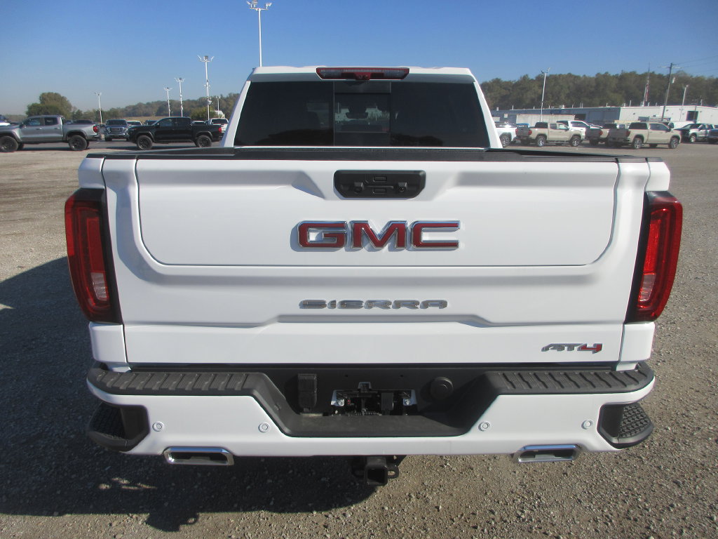 New 2026 GMC Sierra 1500 AT4 w/ AT4 Premium Package AWD/4WD image 5