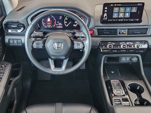 Certified 2025 Honda Pilot EX-L image 25