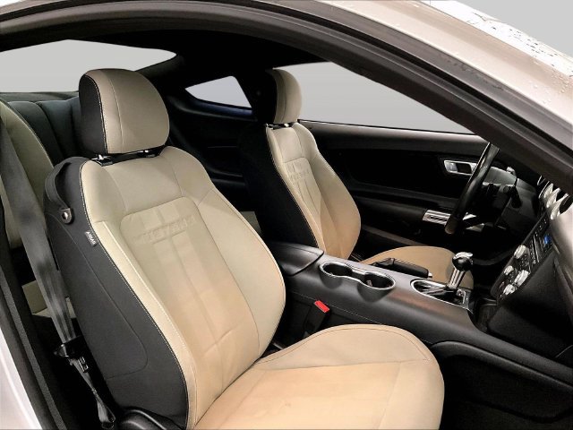 Used 2018 Ford Mustang GT RWD image 7