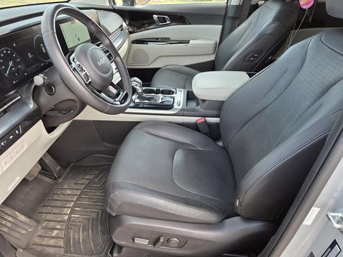 Used 2024 Kia Carnival SX Prestige FWD image 23