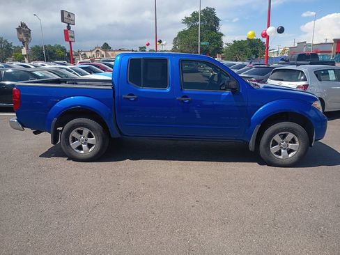Used 2013 Nissan Frontier SV w/ SV Value Truck Pkg AWD/4WD image 8