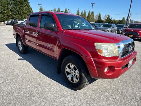 Used 2011 Toyota Tacoma 4x4 Double Cab w/ SR5 Pkg #2 image 5
