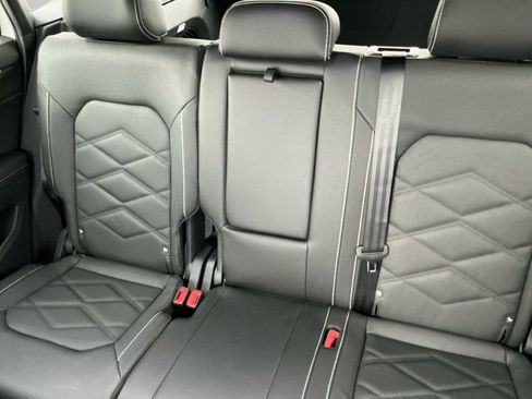New 2026 Volkswagen Atlas Cross Sport SE AWD/4WD image 13