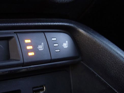 Used 2018 FIAT 124 Spider Lusso w/ Navigation & Sound Group image 7