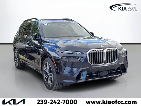 Used 2024 BMW X7 xDrive40i w/ M Sport Package image 1