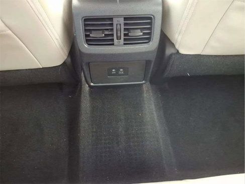 Certified 2022 Nissan Rogue SV w/ SV Premium Package image 13