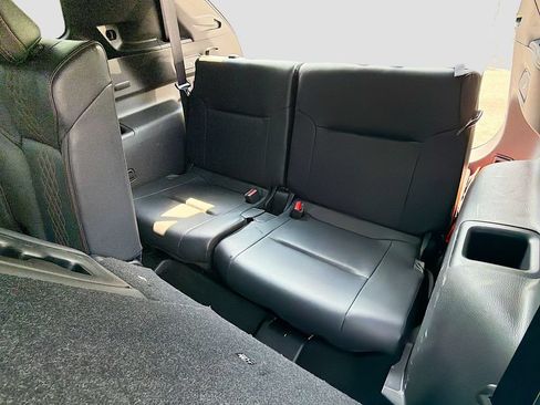 Used 2022 Mitsubishi Outlander SEL AWD/4WD image 32