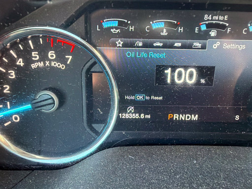 Used 2019 Ford F150 Lariat w/ Equipment Group 502A Luxury AWD/4WD image 32