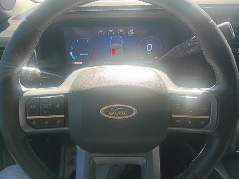 Used 2026 Ford F350 Lariat w/ Black Appearance Package AWD/4WD image 11