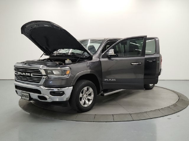 Used 2020 RAM 1500 Laramie AWD/4WD image 12