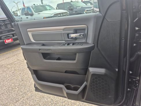 Used 2024 RAM 1500 Classic SLT image 14