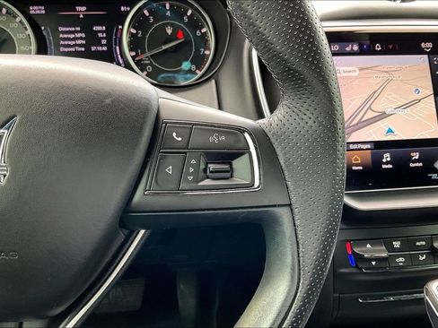 Used 2021 Maserati Ghibli RWD image 12