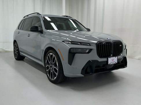 Used 2026 BMW X7 M60i AWD/4WD image 1