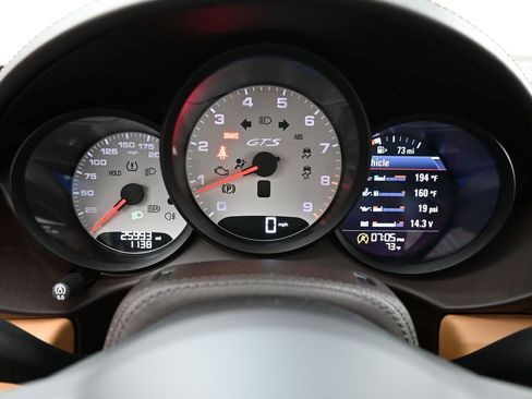 Used 2024 Porsche 718 Cayman GT4 image 10