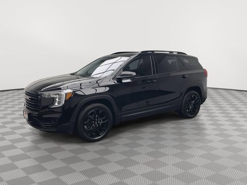 Certified 2022 GMC Terrain SLT w/ Tech Package image 38
