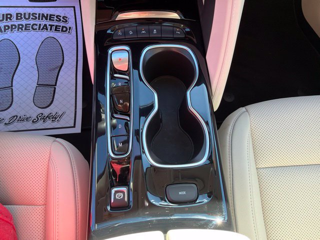 Used 2023 Buick Envision Essence AWD/4WD image 23
