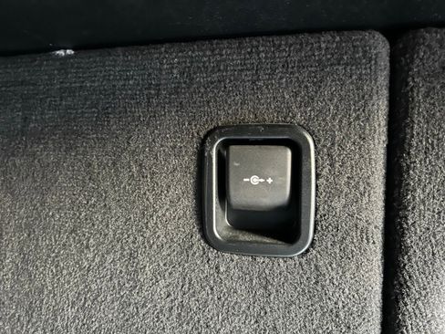 Used 2019 BMW X6 sDrive35i w/ Premium Package image 24