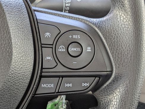 Used 2023 Toyota Corolla LE image 30