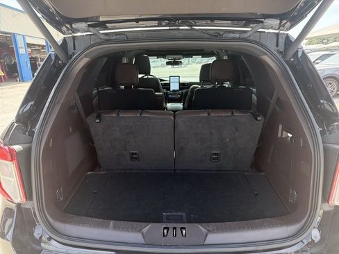 Used 2023 Ford Explorer King Ranch w/ Technology Package RWD image 25
