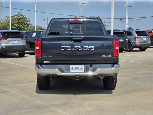 Used 2025 RAM 1500 Big Horn AWD/4WD image 6