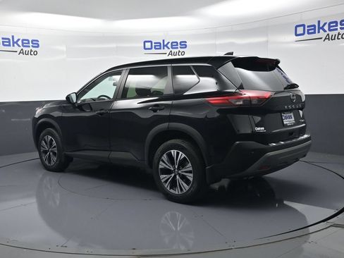 Used 2023 Nissan Rogue SV AWD/4WD image 6