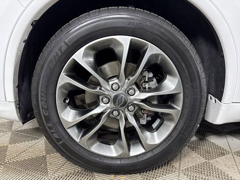 Used 2019 Dodge Durango GT image 12