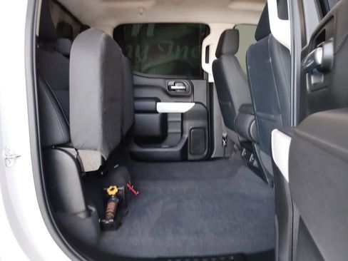 Used 2019 GMC Sierra 1500 SLE w/ Fleet Comfort Package AWD/4WD image 18