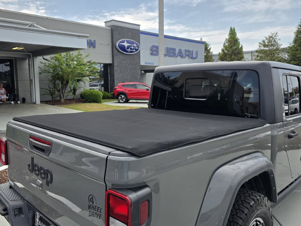 Used 2021 Jeep Gladiator Sport AWD/4WD image 26