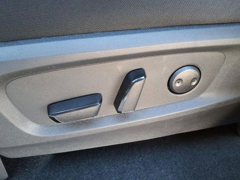 New 2026 Nissan Pathfinder SV image 11