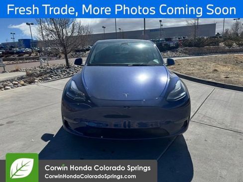 Used 2023 Tesla Model Y Performance image 8