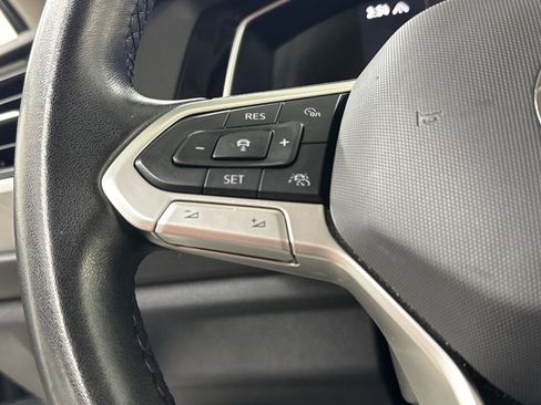 Used 2024 Volkswagen Jetta SE image 36