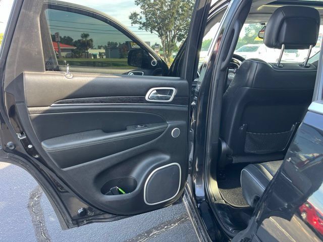 Used 2020 Jeep Grand Cherokee Summit AWD/4WD image 9
