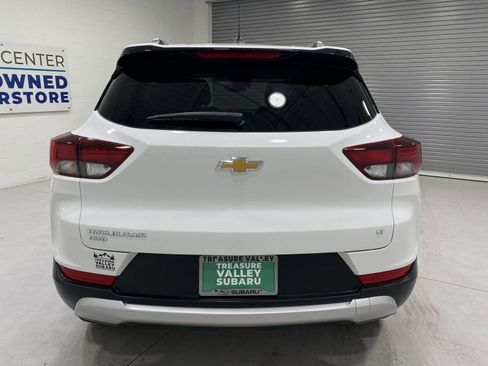 Used 2025 Chevrolet TrailBlazer LT AWD/4WD image 7