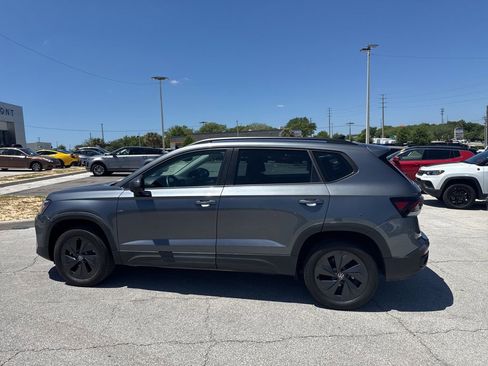 Used 2025 Volkswagen Taos S image 4