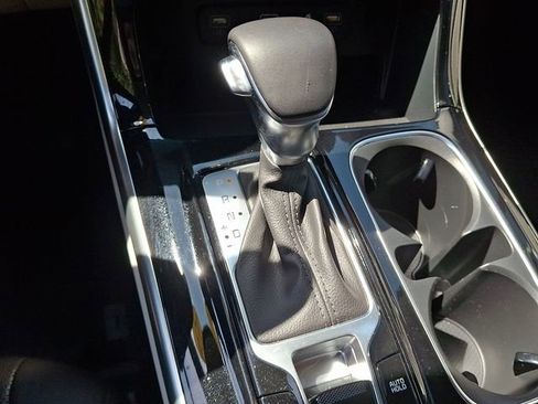 Used 2023 Kia Carnival SX FWD image 14