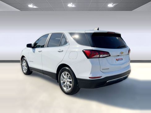 Certified 2024 Chevrolet Equinox LT image 3
