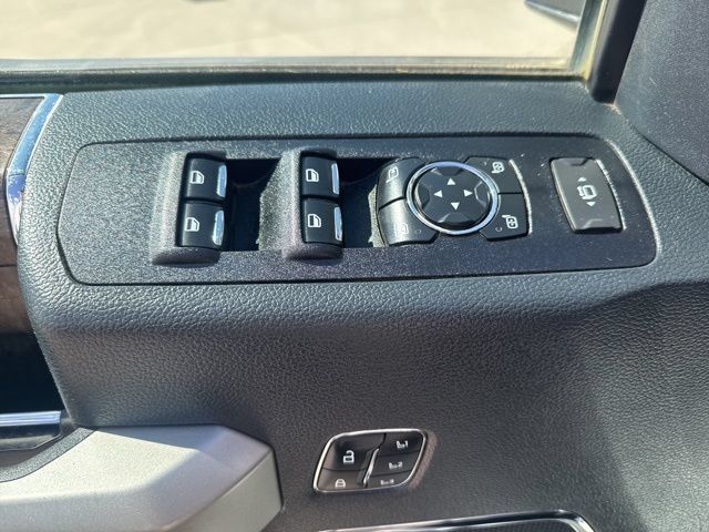 Used 2022 Ford F350 Lariat w/ Chrome Package AWD/4WD image 9