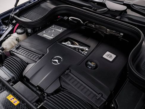 Used 2026 Mercedes-Benz Maybach GLS 600 4MATIC image 47