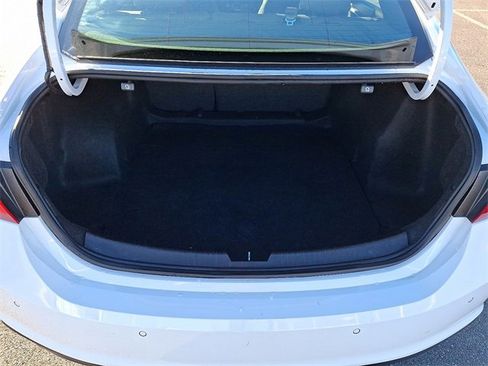 Used 2024 Chevrolet Malibu LT image 28